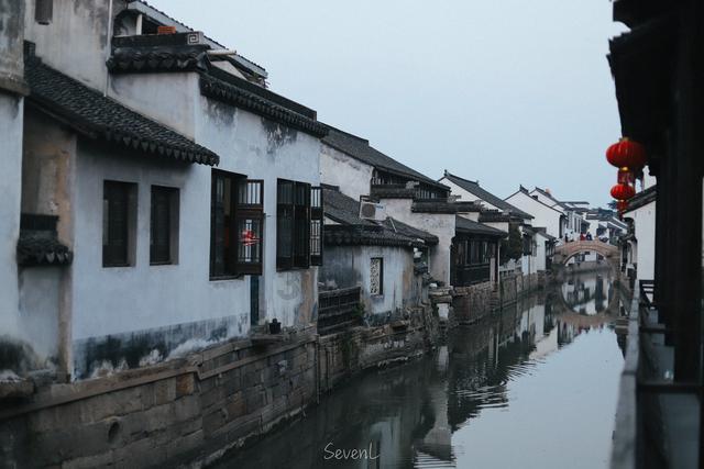 逃出漂浮的小岛